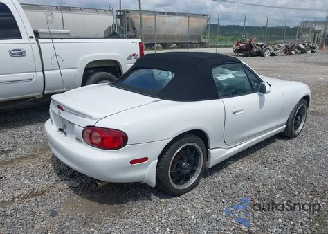 2003 Mazda Mx-5 Miata Cloth/Ls/Se/Shinsen from USA, damaged, VIN JM1NB353530312906